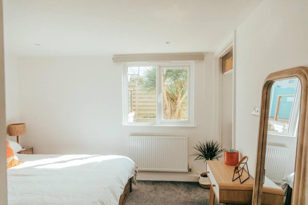 The Hideout - Newquay - Fully Stocked Eco Escape Newquay (Cornwall)
