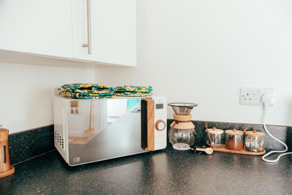 The Hideout - Newquay - Fully Stocked Eco Escape * Newquay (Cornwall)