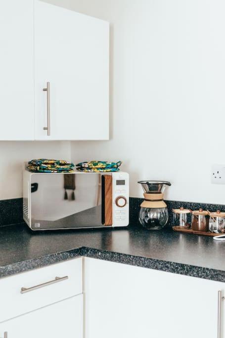 The Hideout - Newquay - Fully Stocked Eco Escape Ньюки