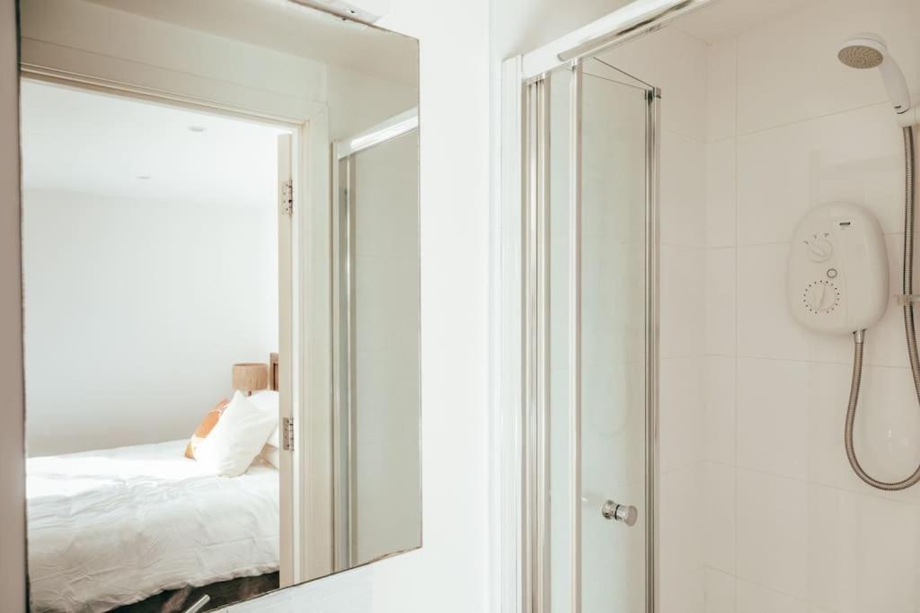 The Hideout - Newquay - Fully Stocked Eco Escape * Newquay (Cornwall)